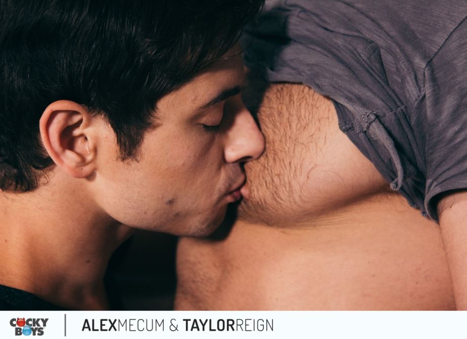 Alex Mecum and Taylor Reign