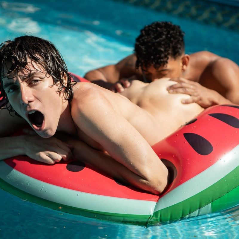 Cumbathing: Kenzo Alvarez & Cristiano For MEN