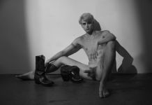 Ben Masters Jerks Off In Black Cowboy Boots 7