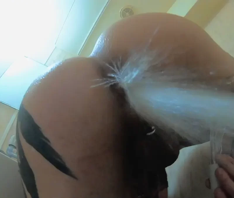 Yoshi Kawasaki Does Dirty Things In The Shower 1