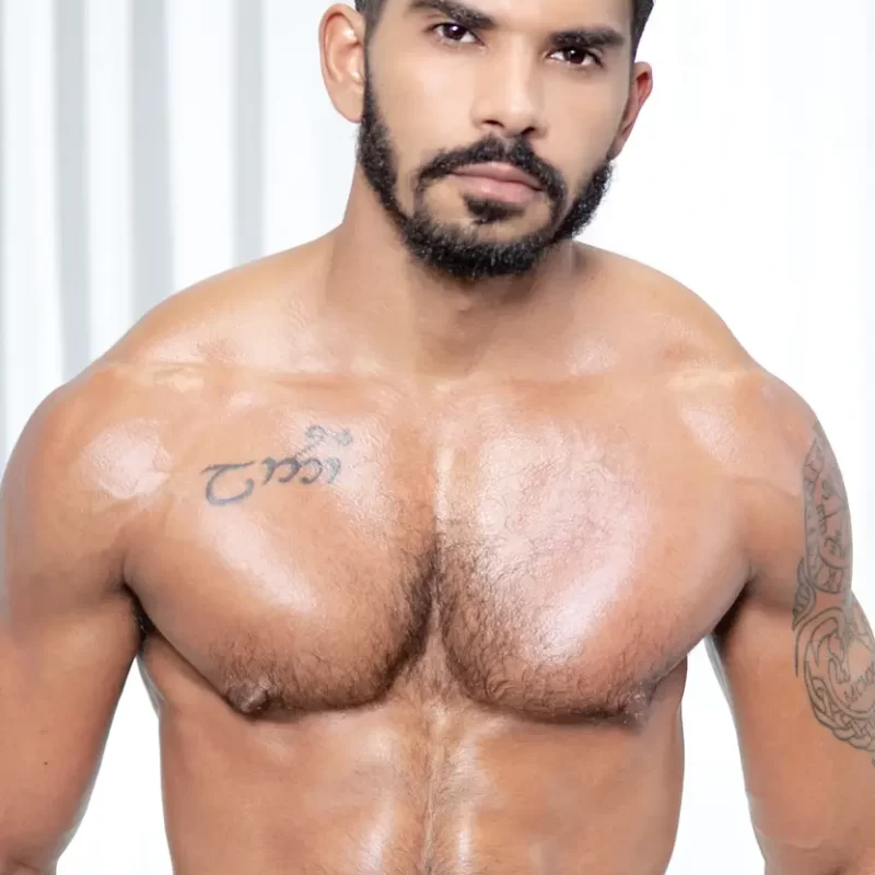 Big Dick Alert - Gael & Andre Pijote At Naked Sword
