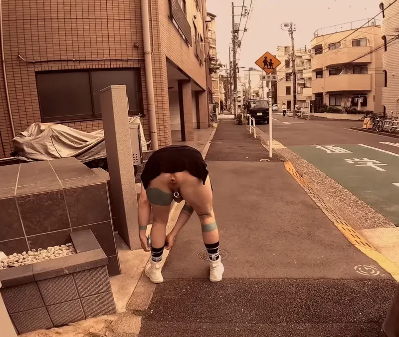 Flasher: Axel Abysse & Yoshi Kawasaki – Double Fisting 1