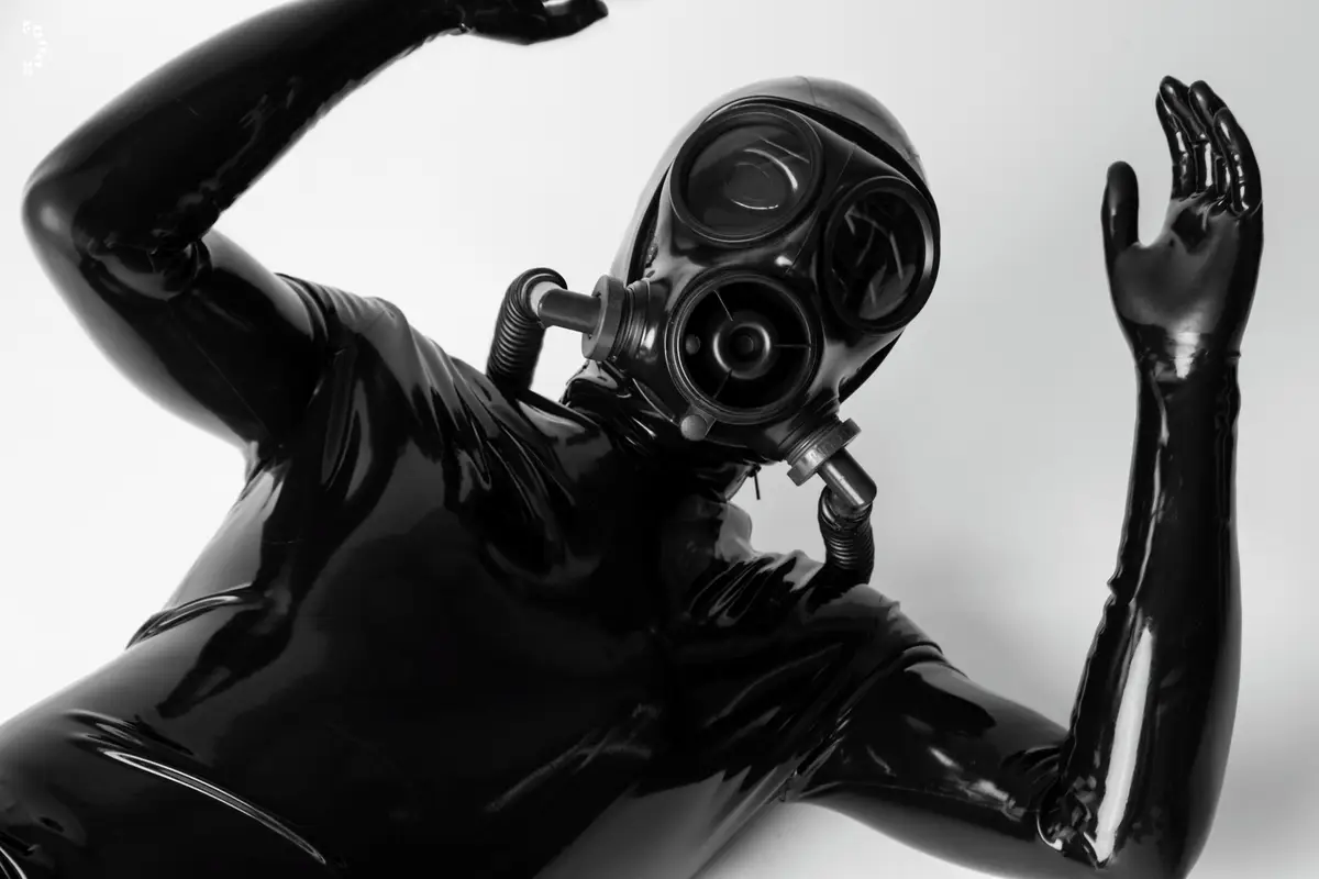 Frock The World: Rubber Covered 7
