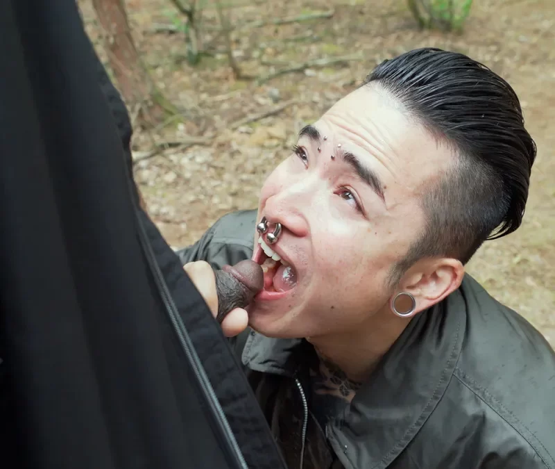 Kody McCree Delights Yoshi Kawasaki With Rough Forest Fisting 2
