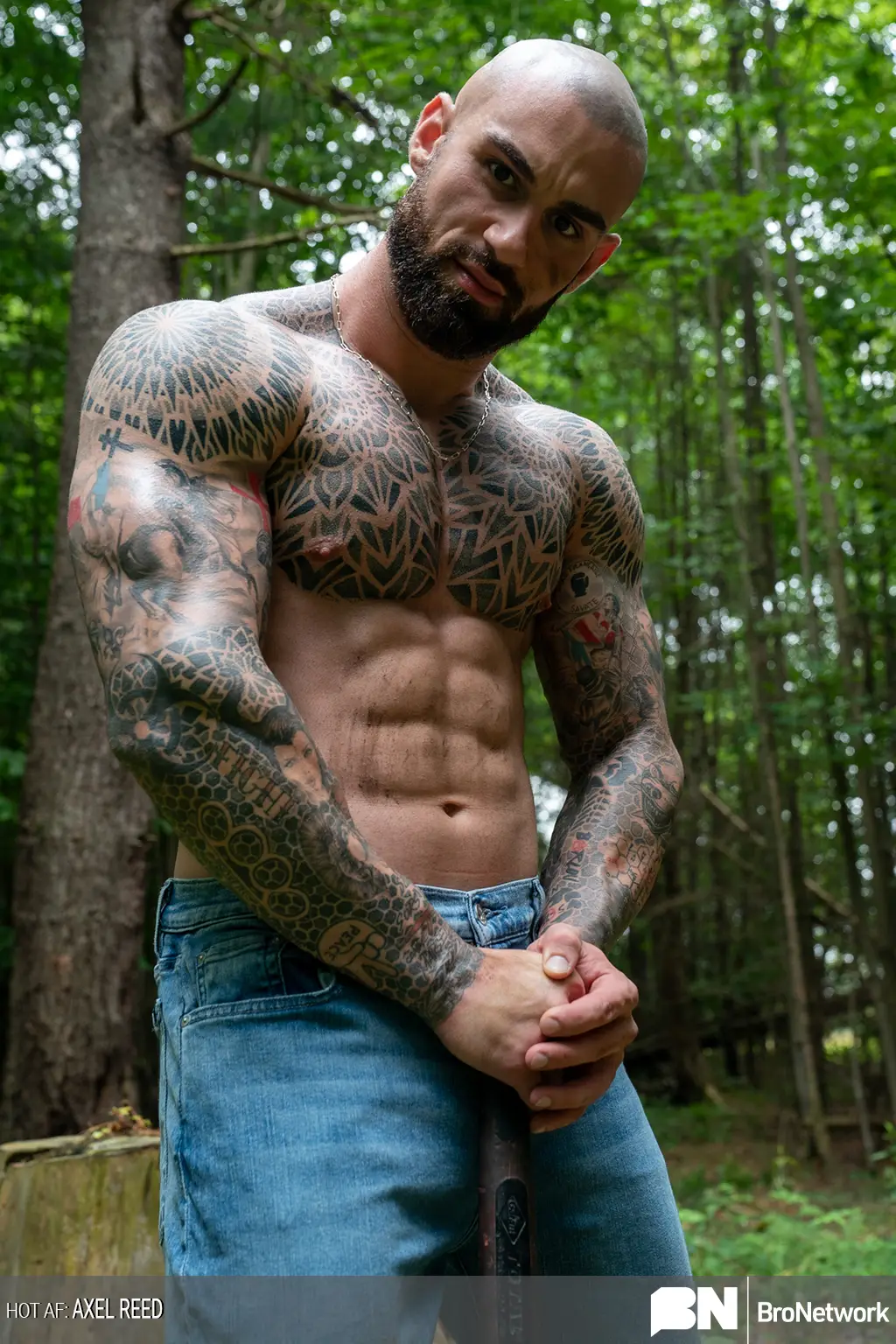Meet The Extremely Sexy Lumberjack Axel Reed 5