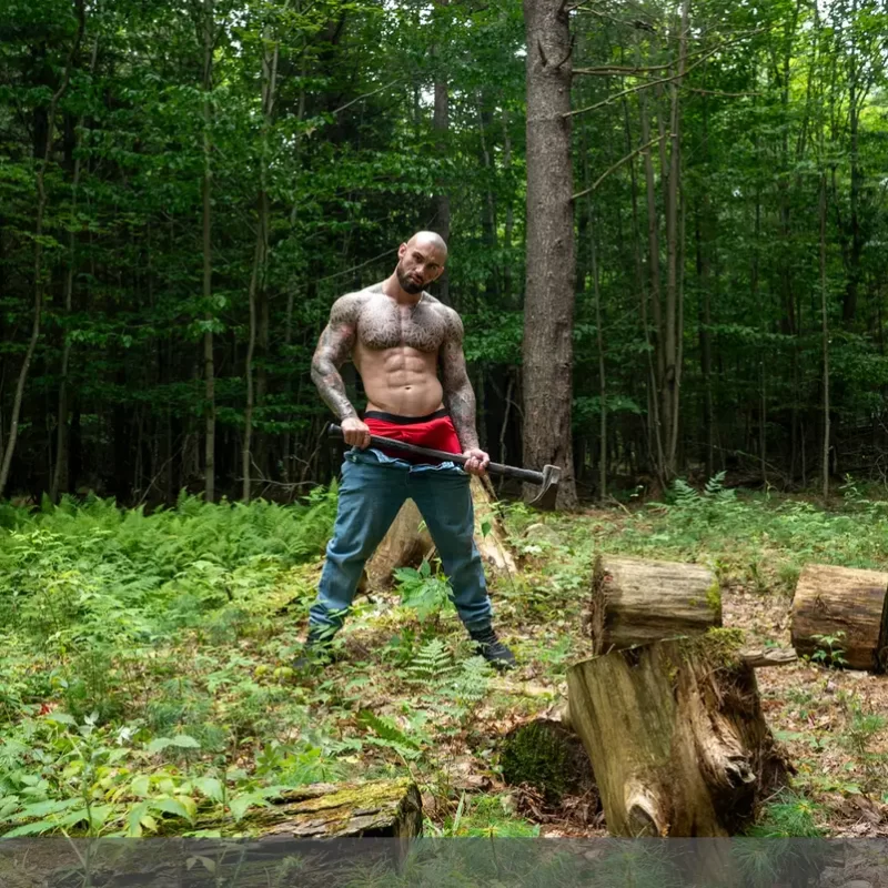 Meet The Extremely Sexy Lumberjack Axel Reed 10