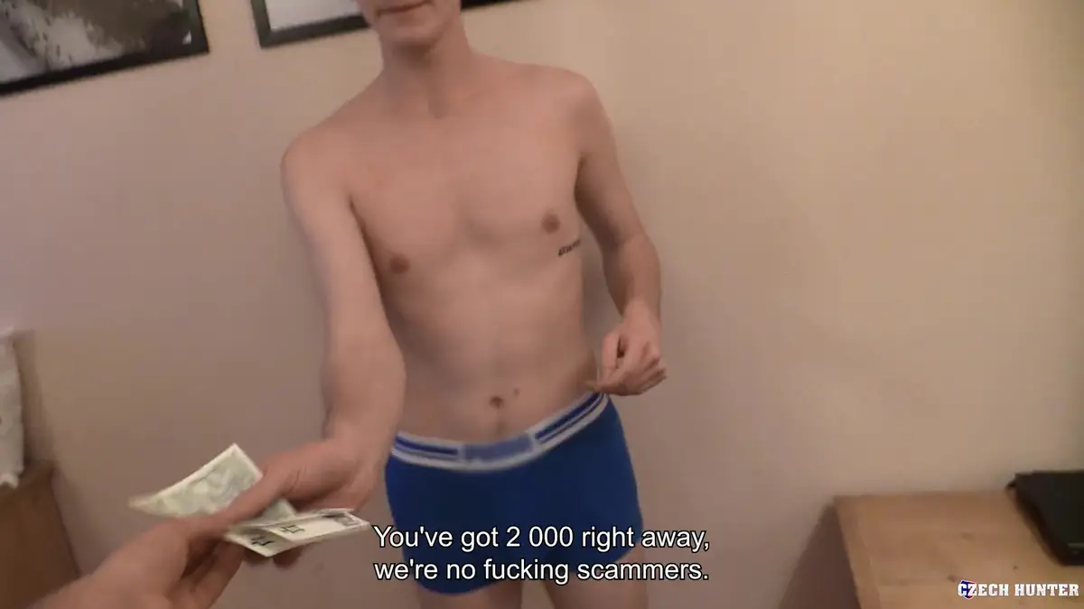 Czech Hunter 707: A Threesome With The Courier 4