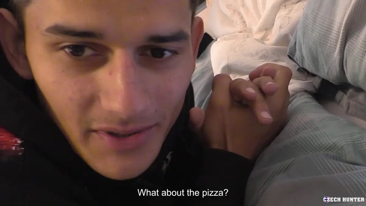 Czech Hunter 709: Threesome With The Pizza Guy