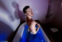 Gay Fisting POV With Axel Abysse In The Bath 7