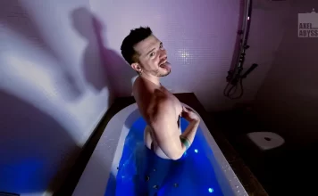 Gay Fisting POV With Axel Abysse In The Bath 7