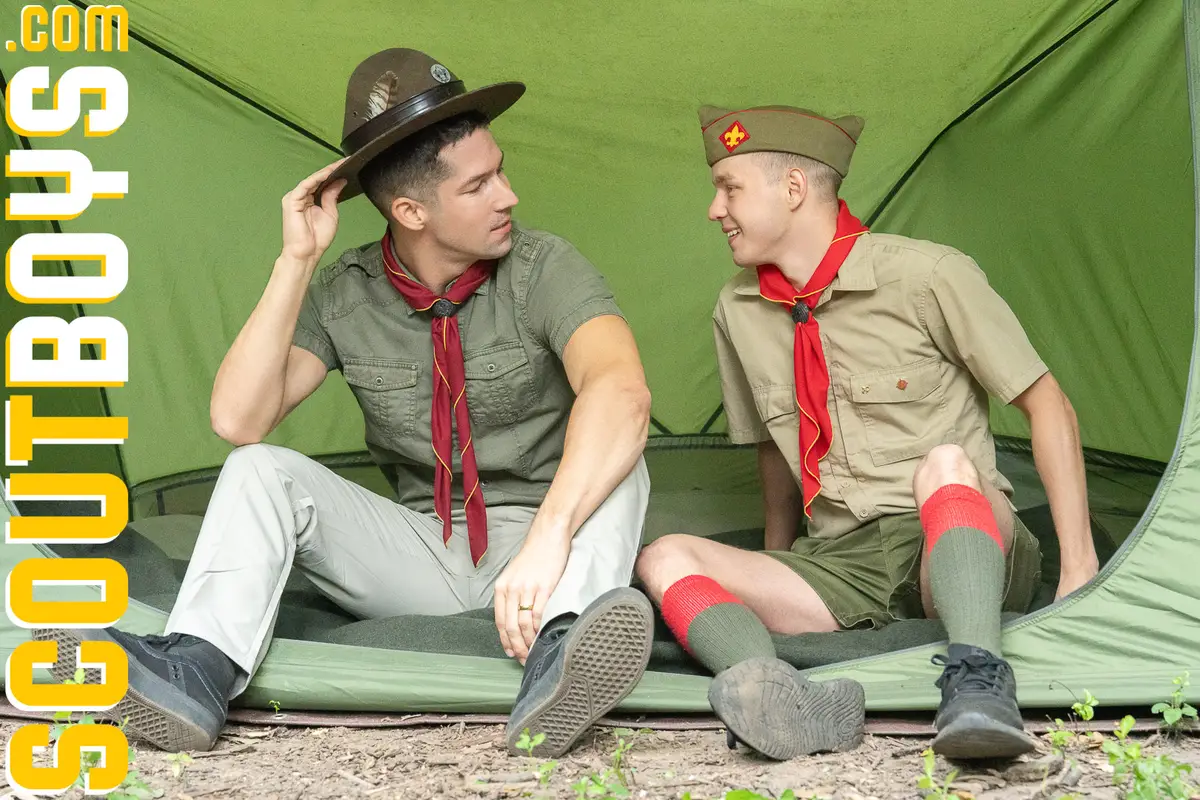 Scoutboys: Pitching A Tent - Noah White & Eddie Patrick