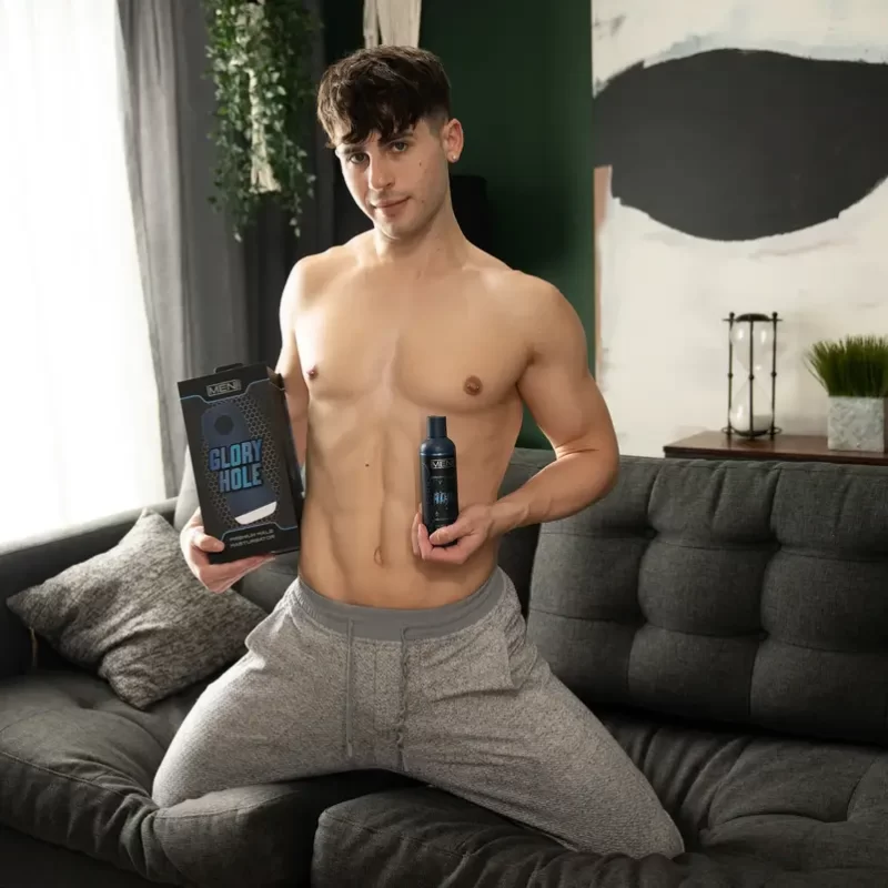 Unboxing MEN: Glory Hole - Michael Vente & Cameron Neuton 2