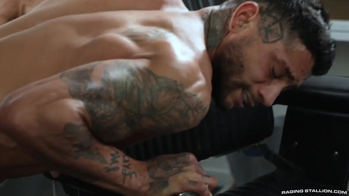 Drew Valentino & Andre Bedford Have a Very Special Game Night 9