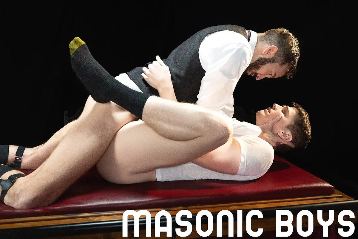 The Sacrament: Apprentice Sage Roux & Tucker Barrett 8