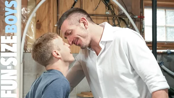 The Story Of Fun Size Boy Noah White - with Jay Stryker