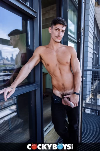 Aiden Ward Does Alan Apollo 3