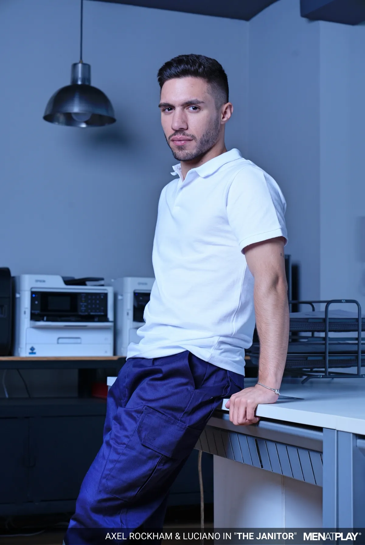 Businessman Axel Rockham Bangs Hot Janitor Luciano 6