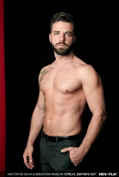 Hector de Silva & Sebastian Reiss Have An Office Fling 4