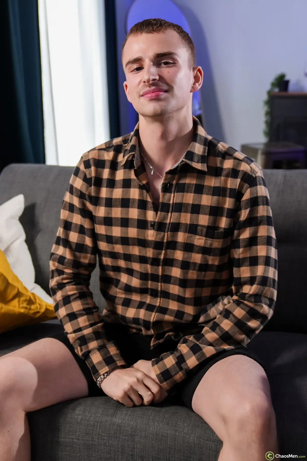 Ryan Jacobs Shows Kenzo Alvarez he has no gag reflex