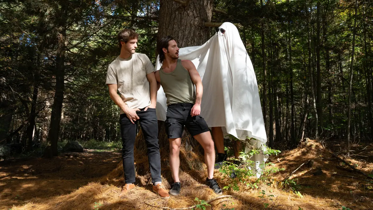 Theo Dore, Chuck Conrad & Benjamin Blue In Boo!! 1