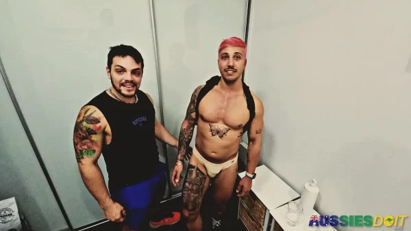 Aussies Aksen & Kandy Get To Know Each Other 2