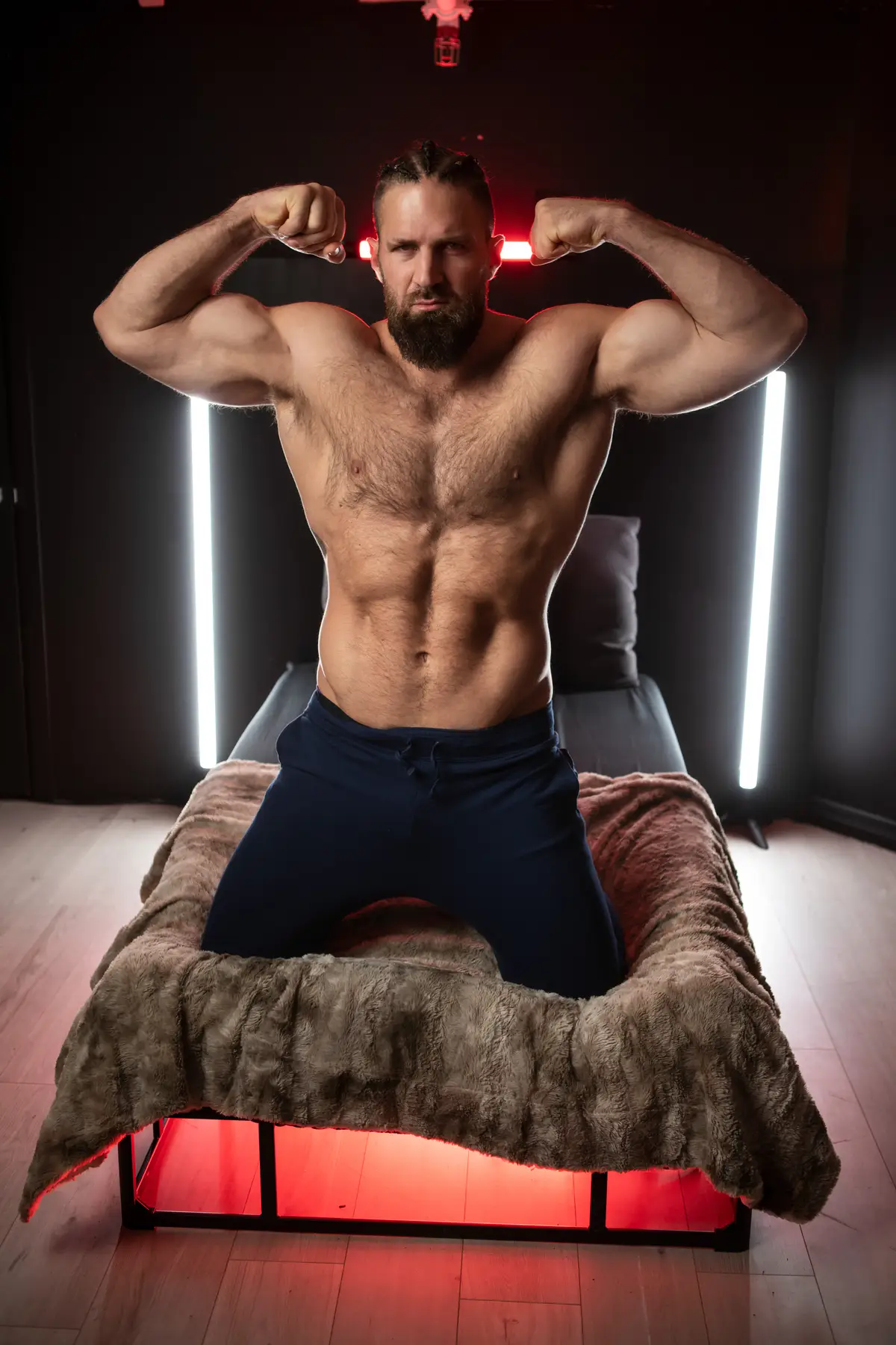 Chuck Conrad Tops Mateo Tomas at Bromo