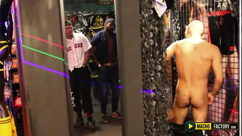 Quawn Hardon, Bruno Torres & Dominique Kenique 3