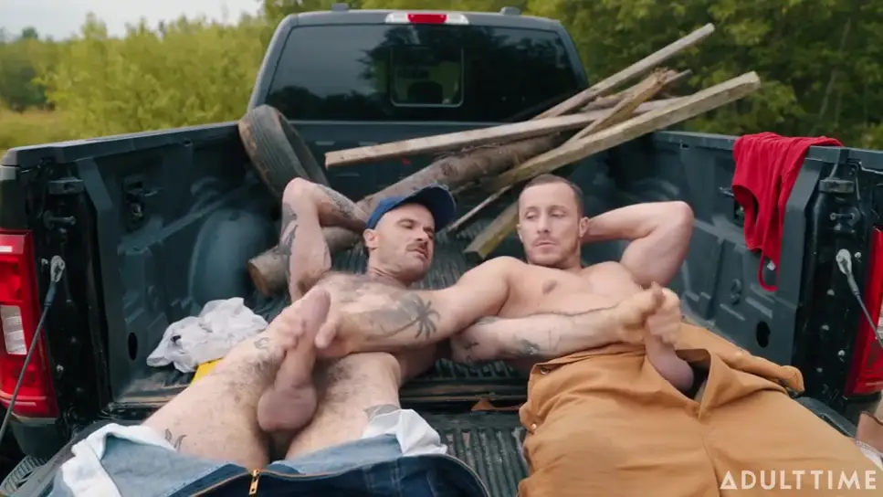 Farmhands Zack Mackay & Tito Patron Do It 2