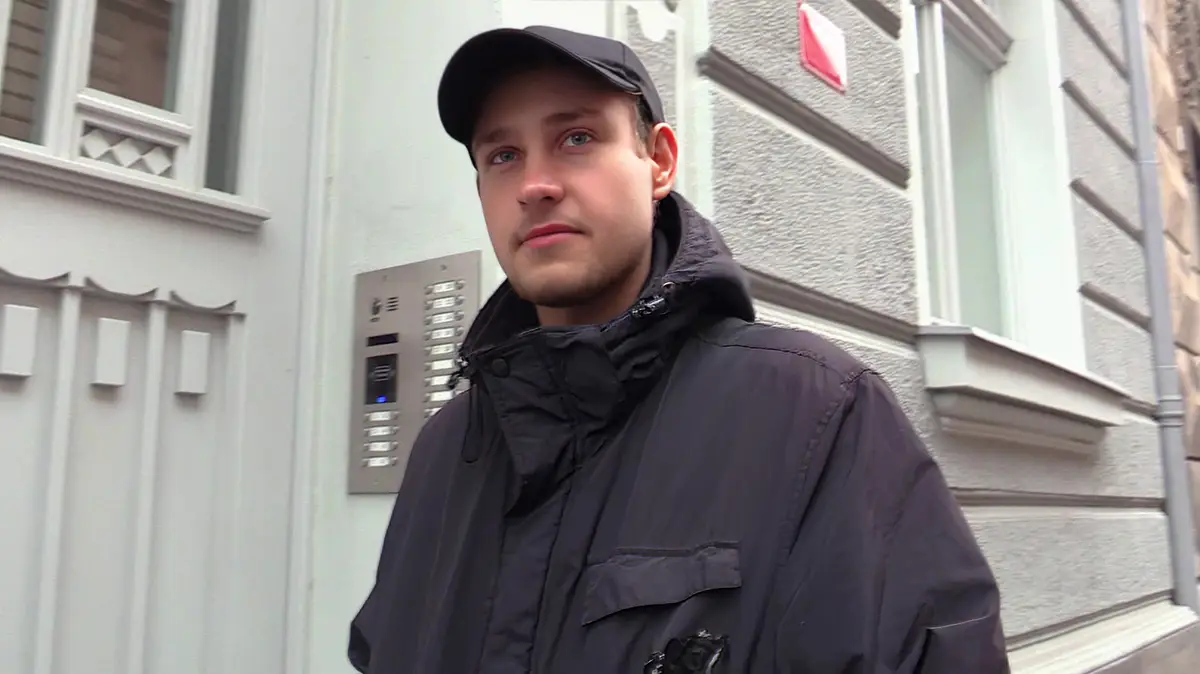 Czech Hunter 775: The Hunter Gets His Ass Barebacked