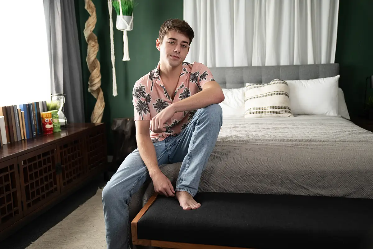 Finn August, Joey Mills & Jake Preston: Ready Or Nut