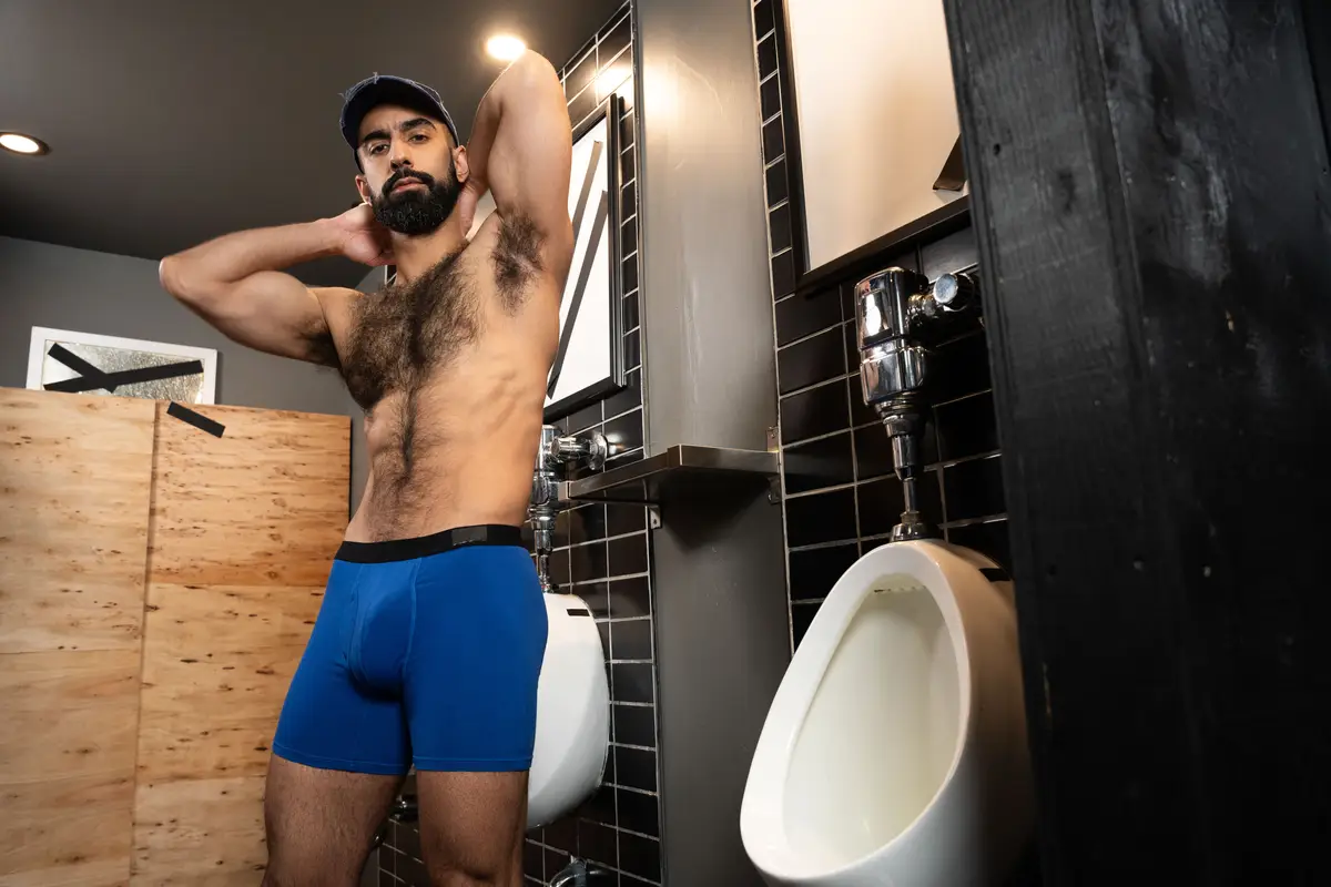 Hot Bears Ali Rush & Daddy John Do It In A Public Bathroom 4
