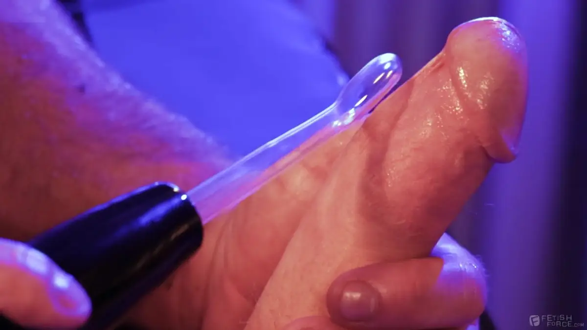 Raw Domination: Ethan Sinns and Sumner 2