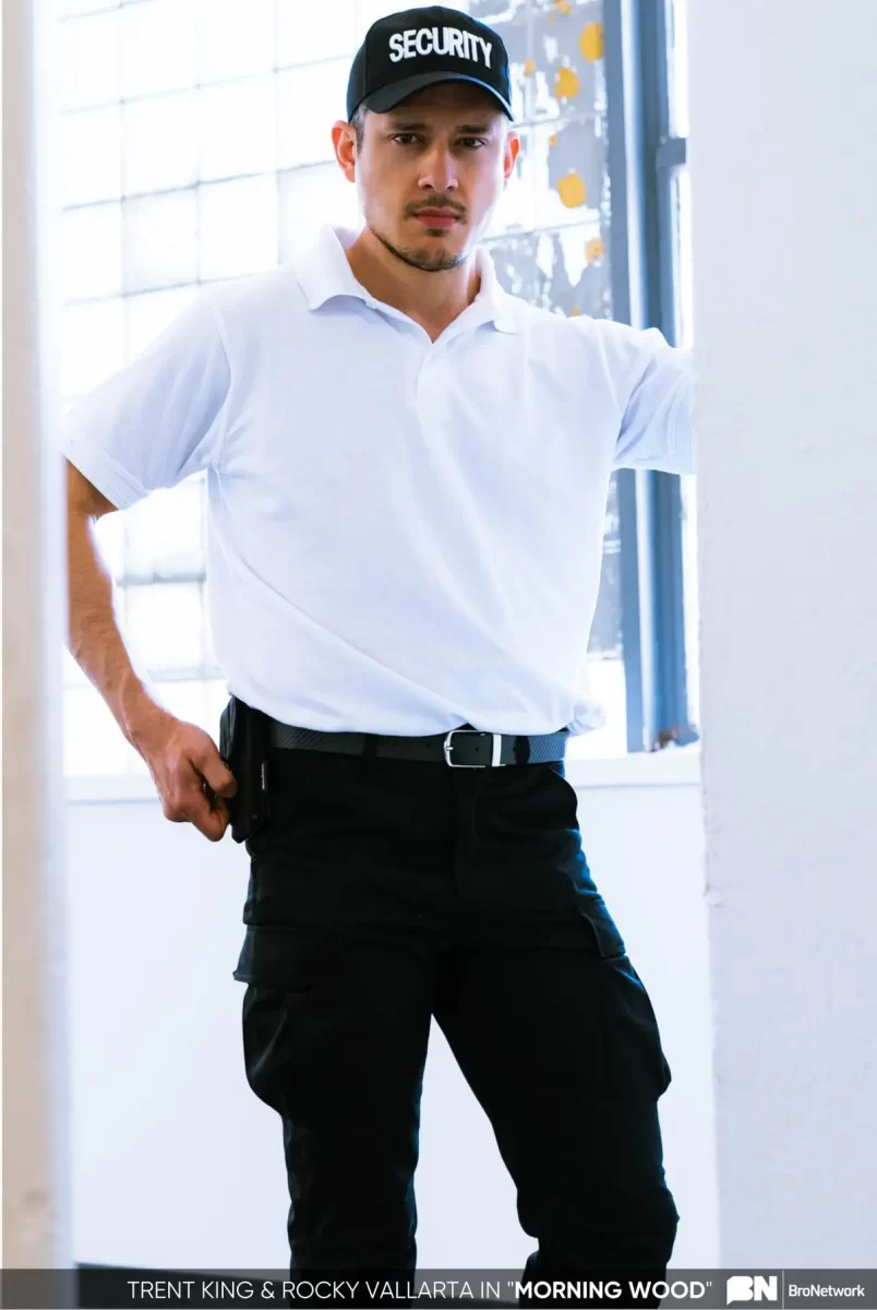 Security Guard Rocky Vallarta Gets Banged By Trent King