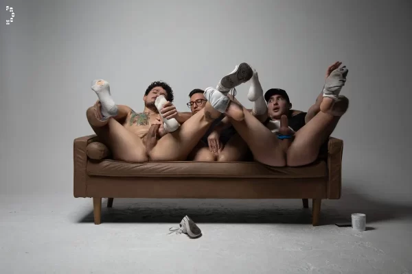 5-Men Group Gooning at Frock The World 19