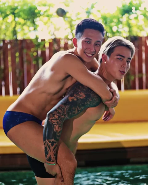 Tyler Wu & Titus Law Indulge In Bathhouse Erotica 6