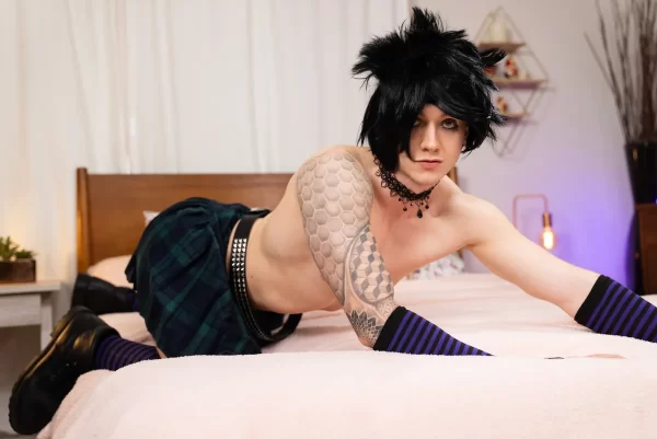 Emo Femboy Likes It Hard: Finn August & Joey Dane Gay Porn