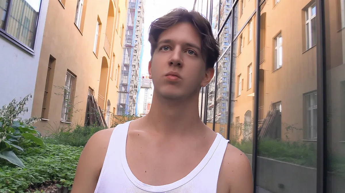 Czech Hunter 809: The Cum Enthusiast Gay Porn