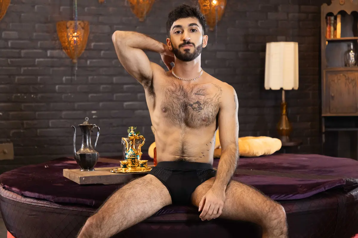 Straight To The Tea: Elio Knight & Ari Yummey 1 Straight To The Tea: Elio Knight & Ari Yummey Gay Porn
