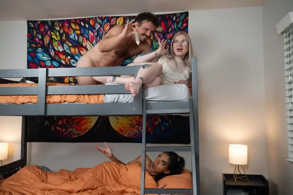 Chanel Chance & Robby Apples In Hostel Peeper Gets Some Dick By TransAngels Gay Porn 7