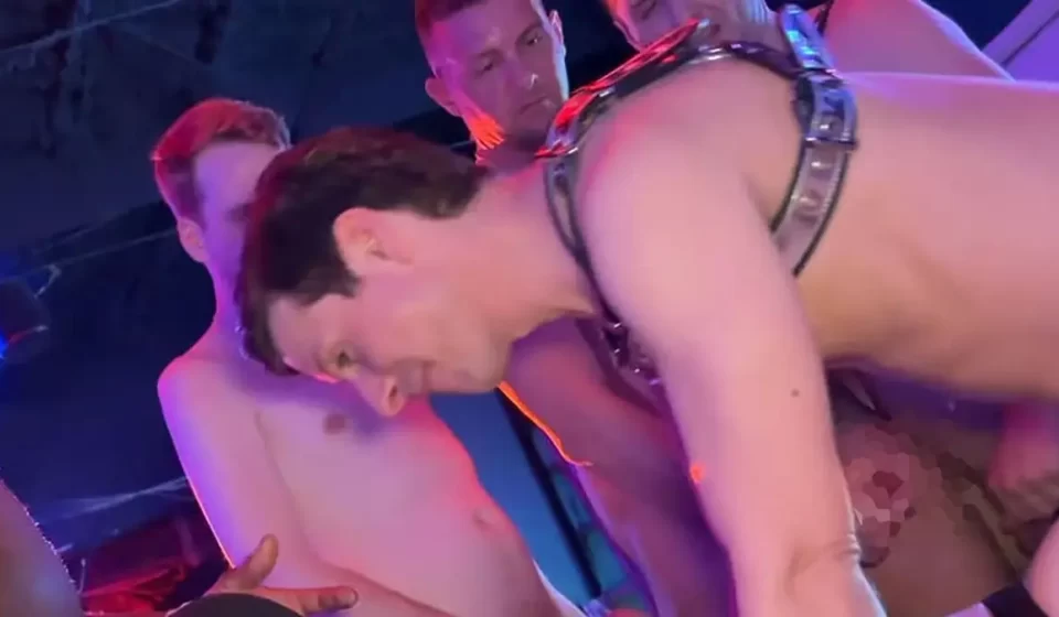 Double-Penetration Gang-Bang By Private Playground XXX Gay Porn