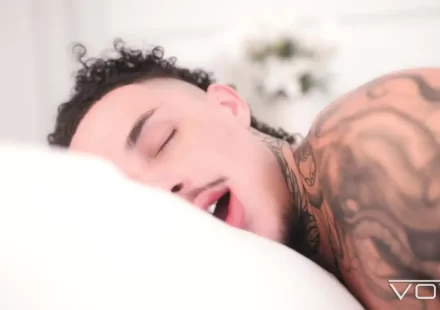 Gonzales Bottoms For Guillaume Wayne At VOYR Gonzales Bottoms For Guillaume Wayne At VOYR Gay Porn