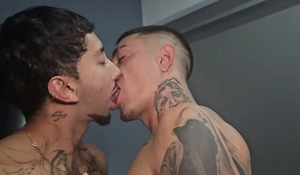 Latin Dudes Aaron West & Eduardo Chacal On Bareback That Hole Gay Porn