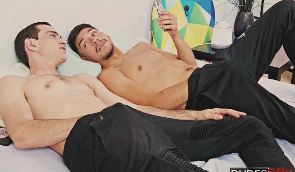 Mikey & Gian – Bareback For DudesRaw Mikey & Gian - Bareback For DudesRaw Gay Porn 6