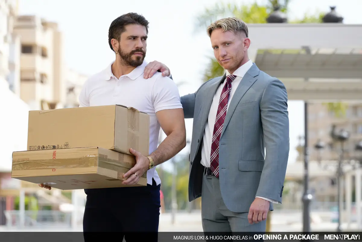 Opening A Package: Hugo Candelas & Magnus Loki At MenAtPlay Gay Porn
