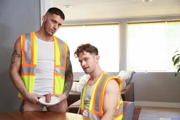 Ty Roderick & Johnny Donovan Have Sex Instead of Lunch Gay Porn 2