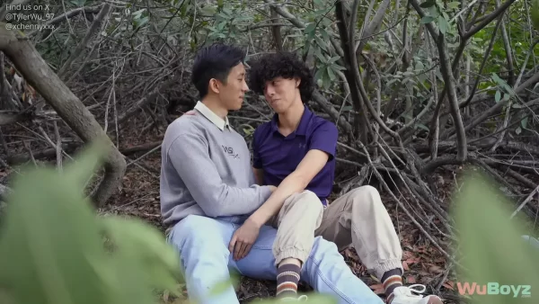 Hillside Quickie With Chenny & Tyler Wu Gay Porn