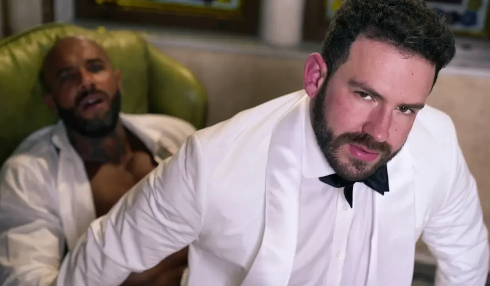 Christmas With The Butler: AJ Xclusive & Johnny Tyson Gay Porn