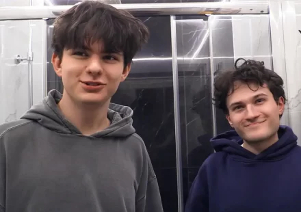 Czech Hunter 818: The Urgent Threesome Gay Porn