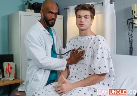 Doctor Boe Jack Ryan Treats Oliver Carter With His Dick Gay Porn