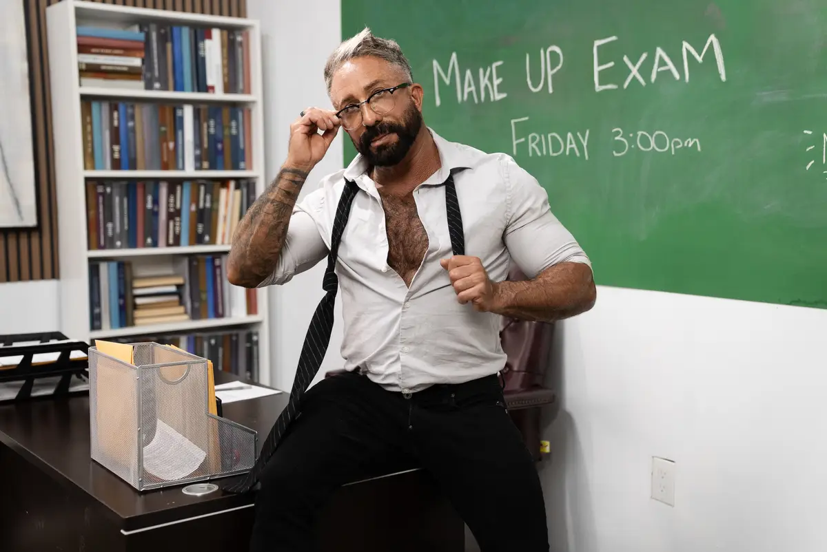 Professor Ken Rock Bangs Trevor Brooks Gay Porn 1